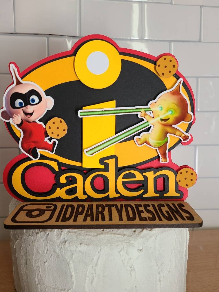 DISNEY INCREDIBLES BANNER Birthday Banner Mr. Incredible Elastigirl Dash Violet