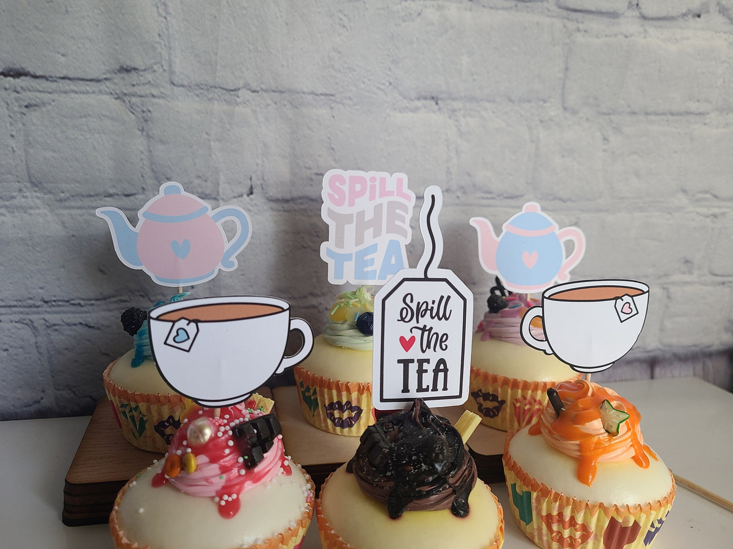 GENDER REVEAL TEA He or She Spill the Tea Reveal Idea